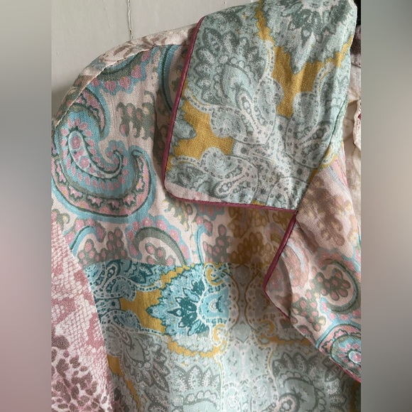 Johnny Was Workshop Marseille Garden Resort Shirt in Pink! - Picture 7 of 10